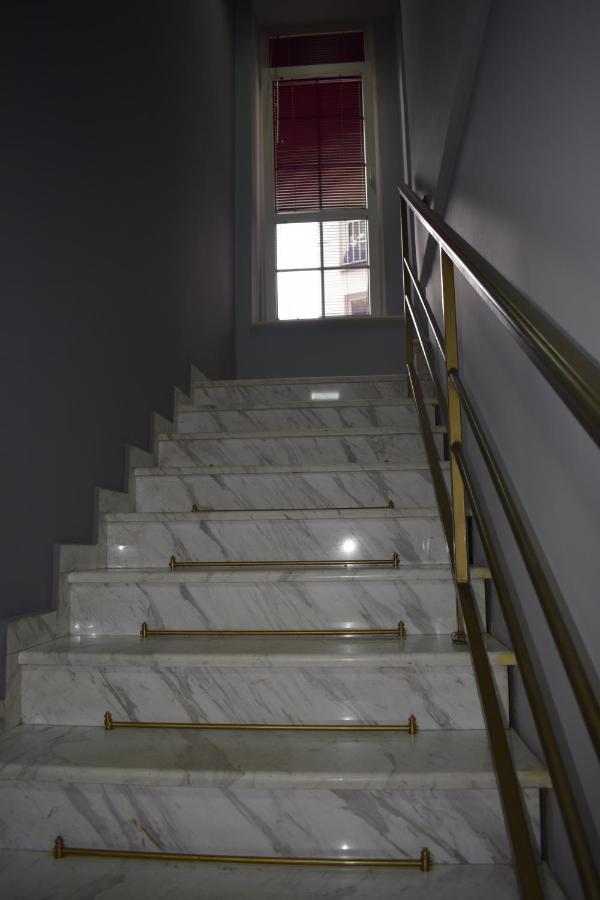 Klara'S Apartment Ниш Екстер'єр фото